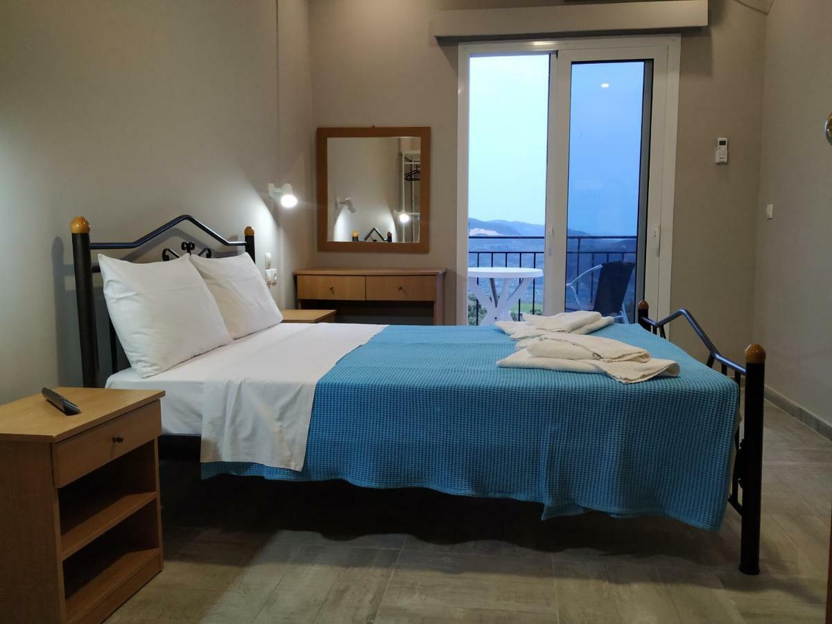 San Pedro Apartment วาซีลีกี ภายนอก รูปภาพ